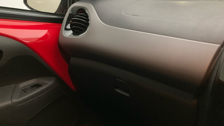 Peugeot 108 1.0 72 Allure 5dr Petrol Hatchback